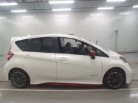 Nissan NOTE лот № 30053 оценка 4.5  с аукциона в Японии 2