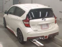 Nissan NOTE лот № 30053 оценка 4.5  с аукциона в Японии 5