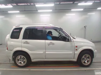 Suzuki ESCUDO  с аукциона в Японии