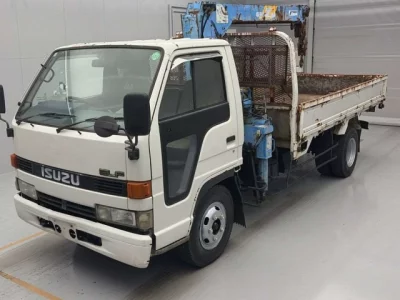 Isuzu ELF  с аукциона в Японии