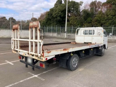 Isuzu ELF  с аукциона в Японии