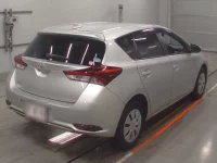 Toyota AURIS лот № 30058 оценка R  с аукциона в Японии 1
