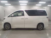 Toyota VELLFIRE лот № 30060 оценка 4  с аукциона в Японии 3