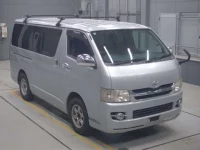 Toyota HIACE VAN лот № 30002 оценка 3  с аукциона в Японии 4