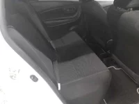 Toyota VITZ лот № 30063 оценка 3.5  с аукциона в Японии 9