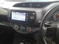 Toyota VITZ лот № 30063 оценка 3.5  с аукциона в Японии 8