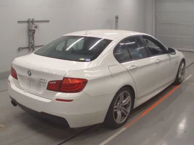 BMW 5-Series  с аукциона в Японии