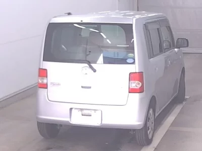 Toyota PIXIS SPACE  с аукциона в Японии