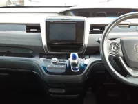 Honda FREED лот № 30004 оценка 3.5  с аукциона в Японии 8