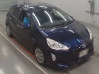 Toyota AQUA лот № 30068 оценка 3.5  с аукциона в Японии 4