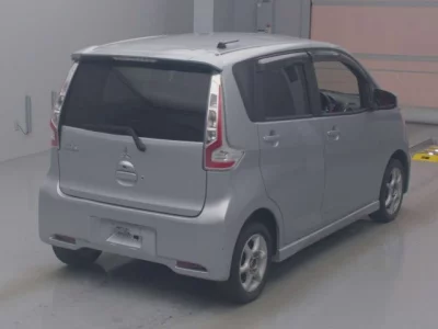 Mitsubishi EK CUSTOM