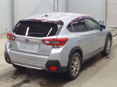 Subaru XV  с аукциона в Японии