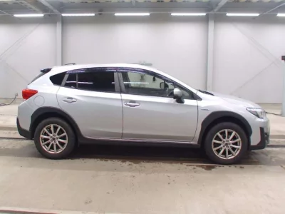 Subaru XV  с аукциона в Японии