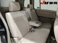 Toyota ISIS лот № 5017 оценка 3.5  с аукциона в Японии 7