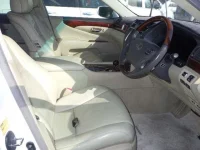 Lexus LS лот № 3354 оценка 4  с аукциона в Японии 5