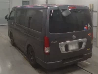 Toyota HIACE VAN лот № 30076 оценка 3  с аукциона в Японии 5
