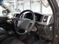Toyota HIACE VAN лот № 30076 оценка 3  с аукциона в Японии 6