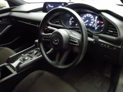 Mazda MAZDA3  с аукциона в Японии