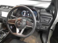 Nissan LEAF лот № 10565 оценка 3.5  с аукциона в Японии 6