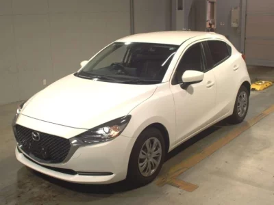 Mazda MAZDA2  с аукциона в Японии