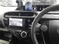 Toyota AQUA лот № 30077 оценка 4  с аукциона в Японии 8