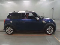 BMW MINI лот № 38140 оценка 3  с аукциона в Японии 2