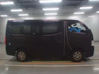 Nissan CARAVAN VAN лот № 30084 оценка 3  с аукциона в Японии 2