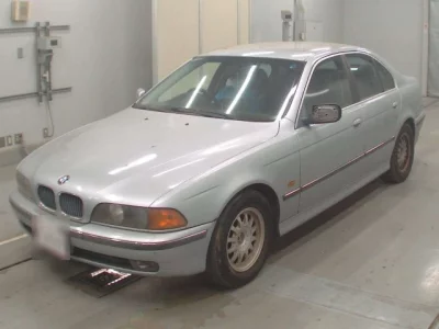 BMW 5-Series  с аукциона в Японии