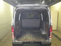 Toyota REGIUS ACE VAN лот № 4803 оценка R  с аукциона в Японии 3