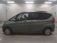 Honda FREED лот № 30088 оценка 4  с аукциона в Японии 3