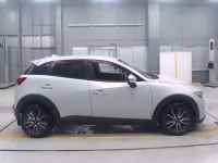 Mazda CX-3 лот № 30025 оценка 4  с аукциона в Японии 2