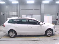 Volkswagen PASSAT VARIANT лот № 30027 оценка 3.5  с аукциона в Японии 2