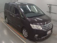 Nissan SERENA лот № 30090 оценка 3.5  с аукциона в Японии 4