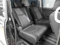 Nissan SERENA лот № 30090 оценка 3.5  с аукциона в Японии 9