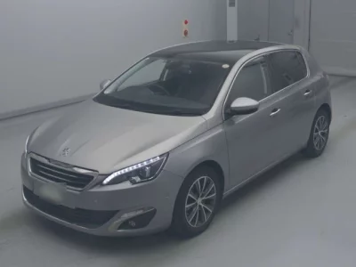 Peugeot 308  с аукциона в Японии