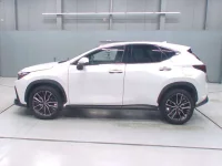 Lexus NX лот № 30029 оценка 5  с аукциона в Японии 3