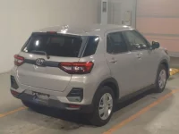 Toyota RAIZE лот № 6101 оценка RA  с аукциона в Японии 1