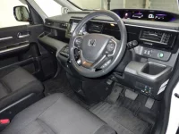 Honda STEP WAGON лот № 3057 оценка R  с аукциона в Японии 2