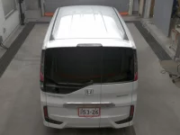 Honda STEP WAGON лот № 3057 оценка R  с аукциона в Японии 6