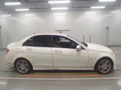 Mercedes-Benz C CLASS  с аукциона в Японии
