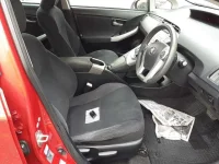 Toyota PRIUS лот № 30031 оценка 3.5  с аукциона в Японии 7