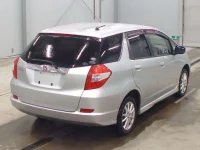 Honda FIT SHUTTLE лот № 3062 оценка 3  с аукциона в Японии 1