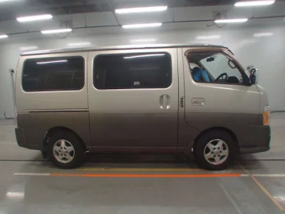Nissan CARAVAN  с аукциона в Японии