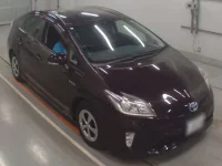 Toyota PRIUS лот № 30097 оценка 3.5  с аукциона в Японии 4