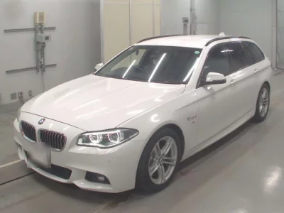 BMW 5-Series  с аукциона в Японии