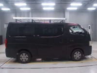 Nissan CARAVAN VAN лот № 30039 оценка 3.5  с аукциона в Японии 2