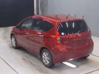 Nissan NOTE лот № 30041 оценка 5  с аукциона в Японии 5