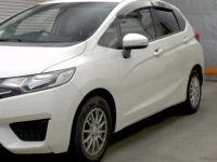 Honda FIT лот № 3071 оценка 3.5  с аукциона в Японии 3