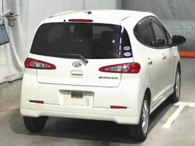Daihatsu SONICA