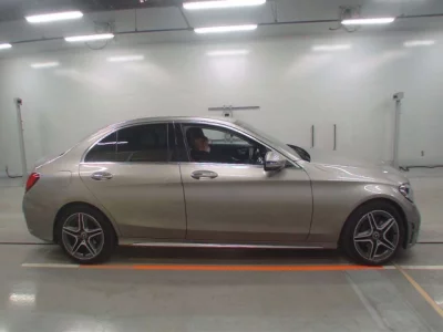 Mercedes-Benz C CLASS  с аукциона в Японии